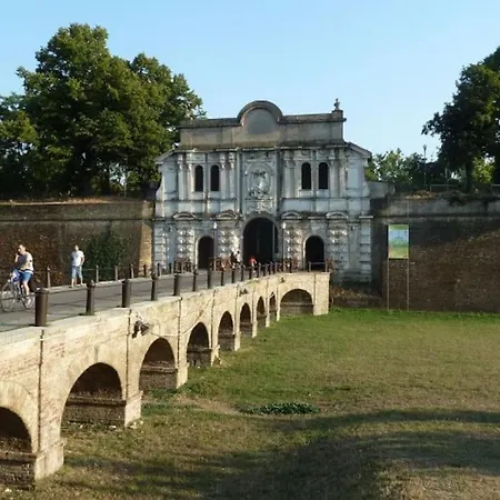 Palazzo Altavilla Executive Διαμέρισμα *